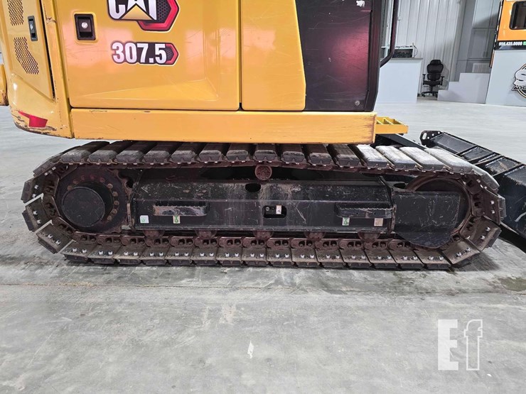 2022-caterpillar-307.5-image-38