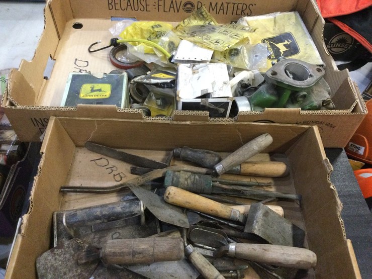 john-deere-10-image-1