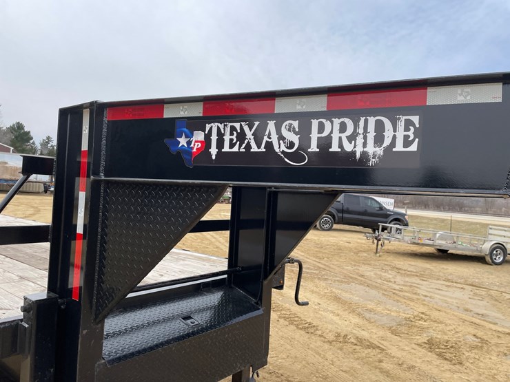 2024-texas-pride-image-14