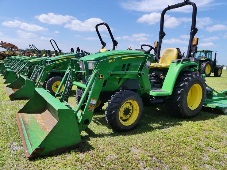 john-deere-3025e-image-2