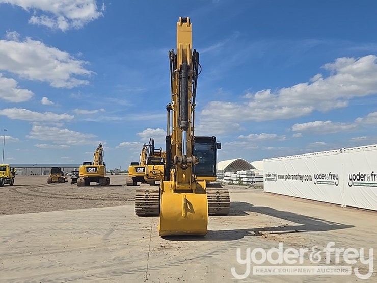 2019-caterpillar-336-image-8