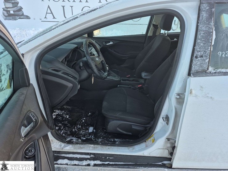non-operable-2016-ford-focus-image-13