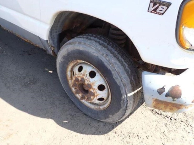 2001-ford-e350-image-39