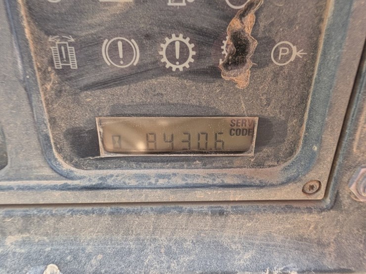 2001-caterpillar-d5m-xl-image-26