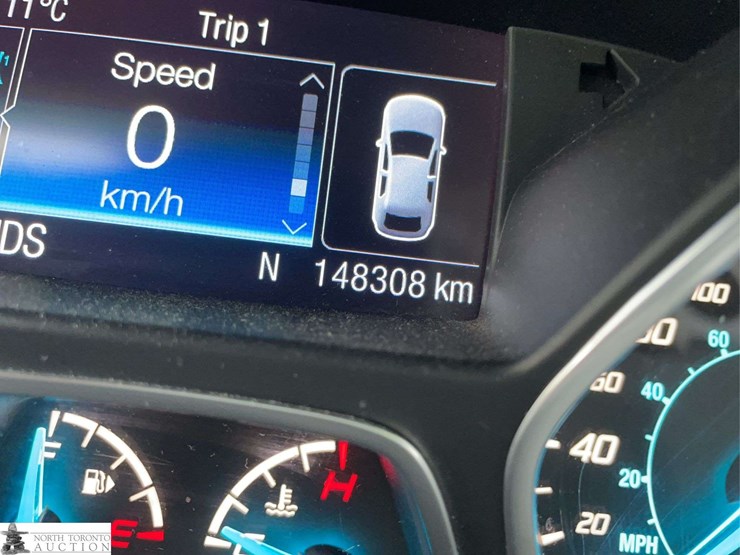 2016-ford-escape-image-17