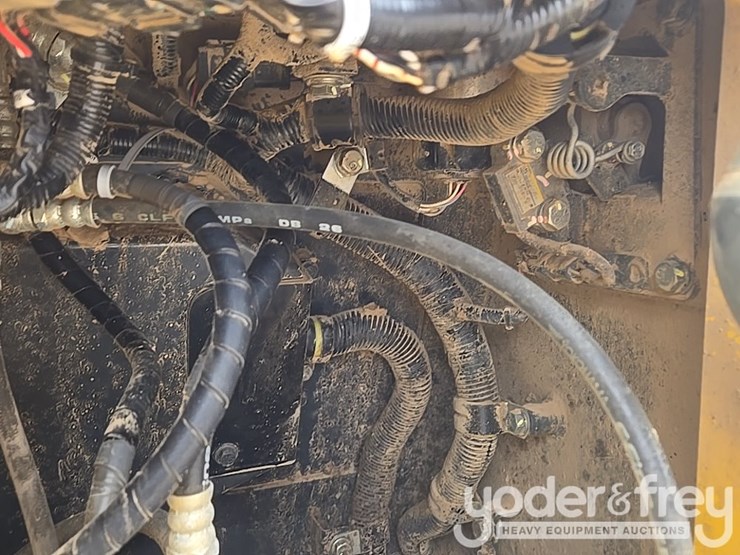 2014-komatsu-d61px-23-image-61