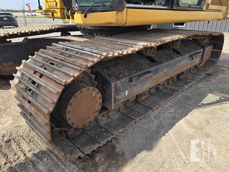 2020-caterpillar-336gc-image-33