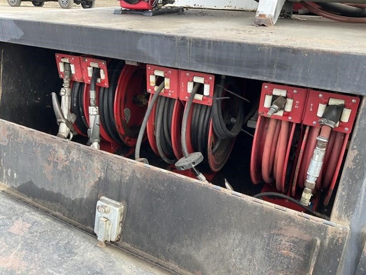 1987-international-s1700-image-11