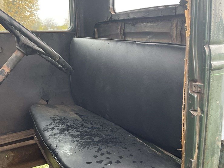 1935-ford-wrecker-image-53