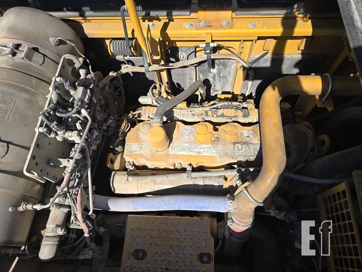2018-caterpillar-336fl-image-24