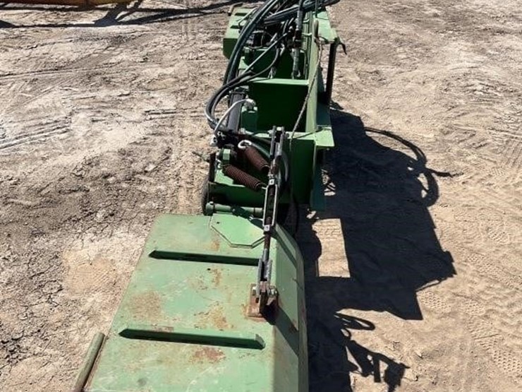 rinieri-"style"-6'-hyd.-berm-flail-mower-attach.-image-6