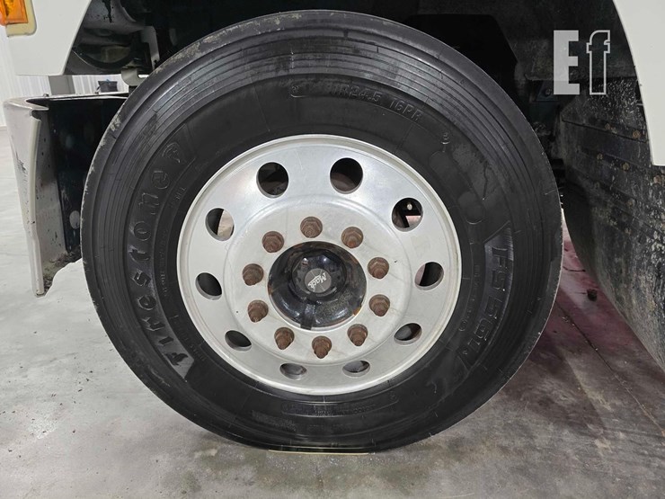 2017-mack-pinnacle-chu613-image-27