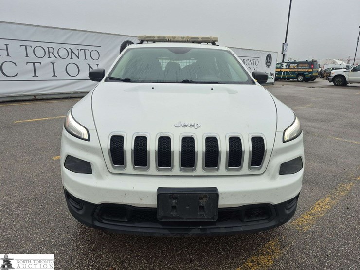 2016-jeep-cherokee-image-2