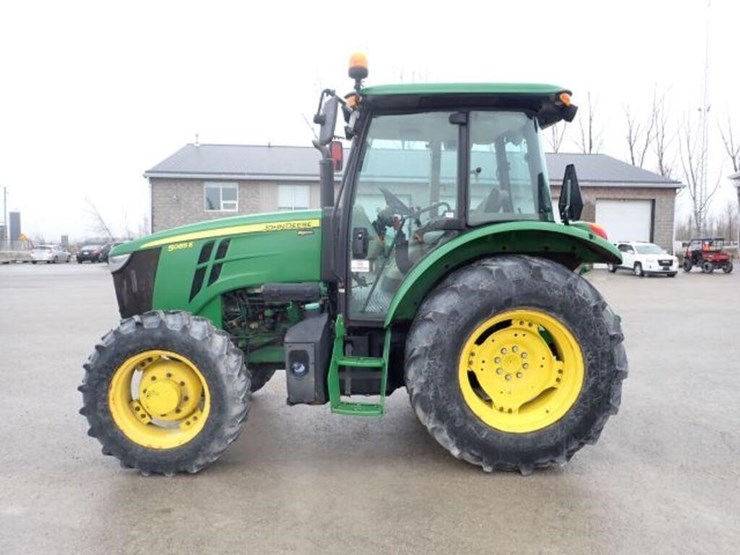 2016-john-deere-5085e-image-8