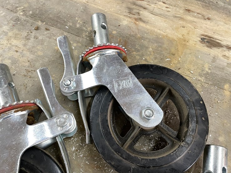 #3945-•-(4)-8"-cbw-caster-wheels-image-6