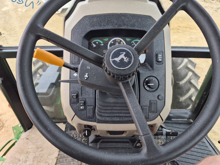 john-deere-5075e-image-17