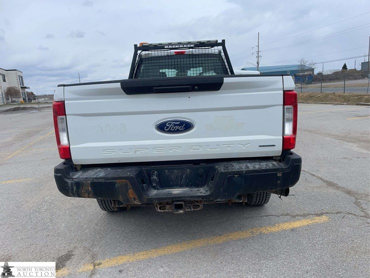 2017-ford-f350-image-6