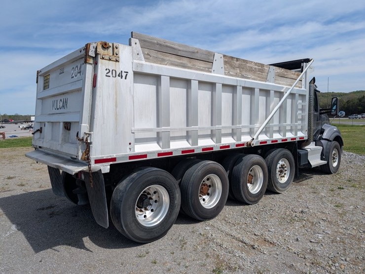 2017-kenworth-t880-image-3