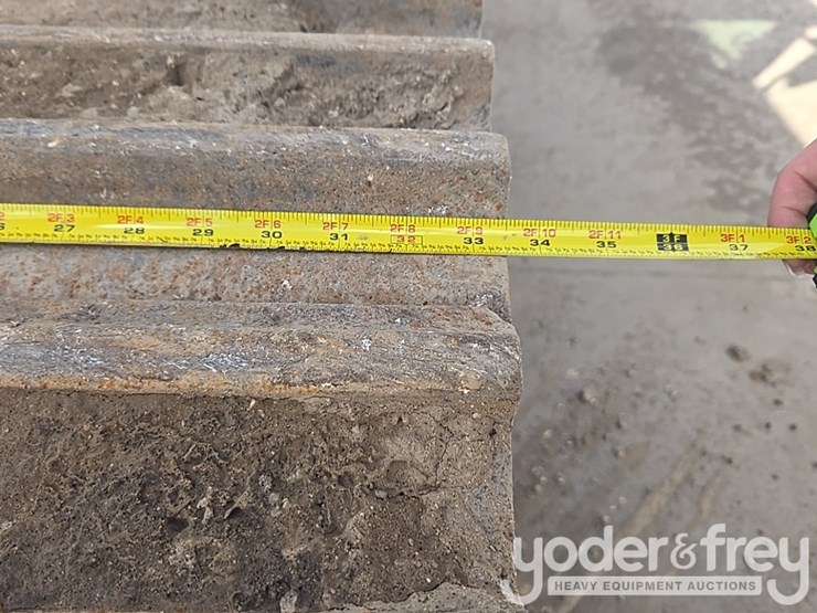 2017-caterpillar-336fl-image-19