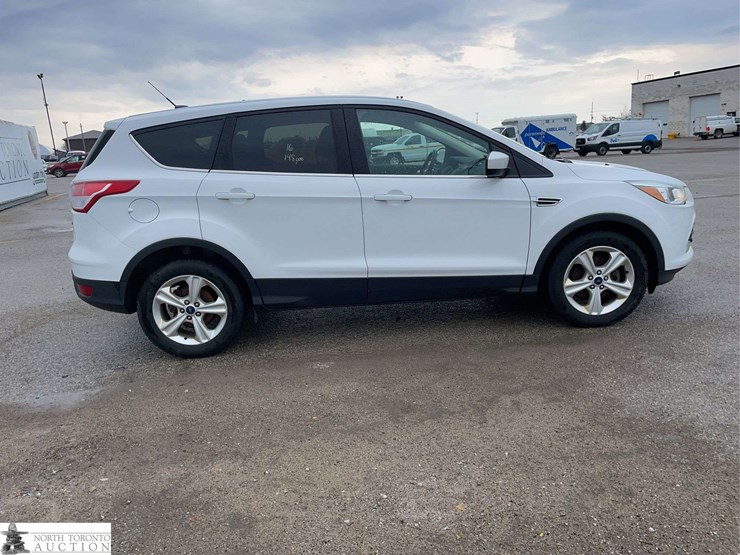 2016-ford-escape-image-4