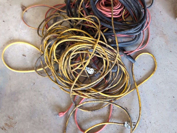 assorted-extension-cords-image-1