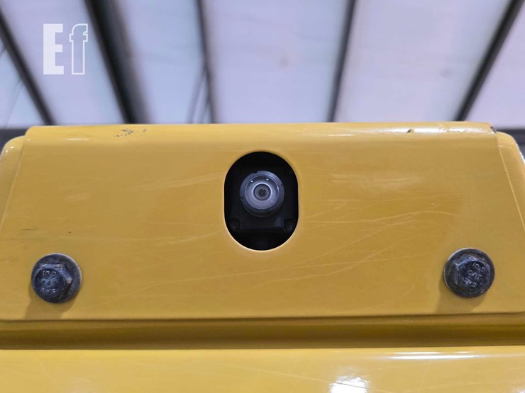 2022-caterpillar-307.5-image-26