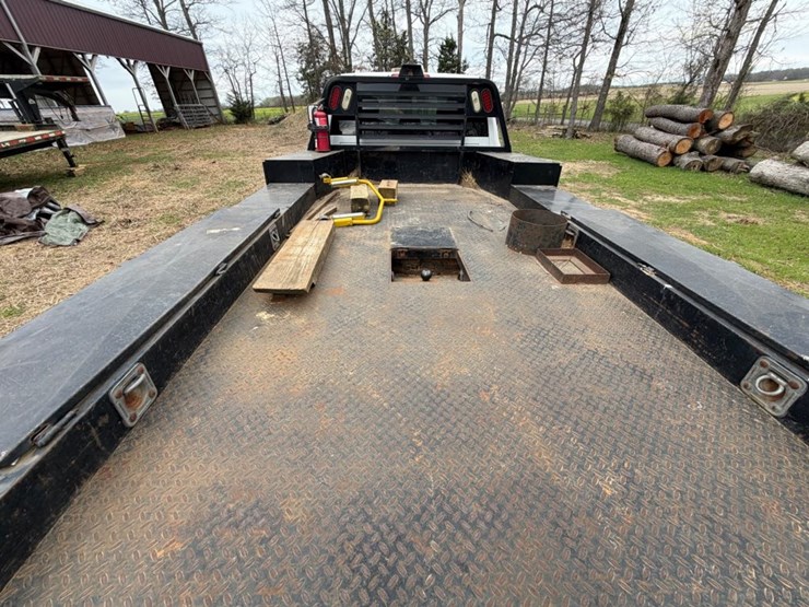 2014-dodge-ram-5500-image-8