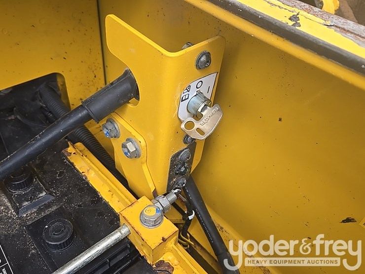 2015-komatsu-pc490-lc-11-image-70