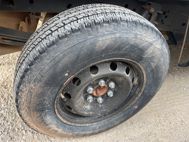 2014-ford-f150-image-17