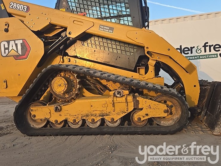 2022-caterpillar-289d3-image-15