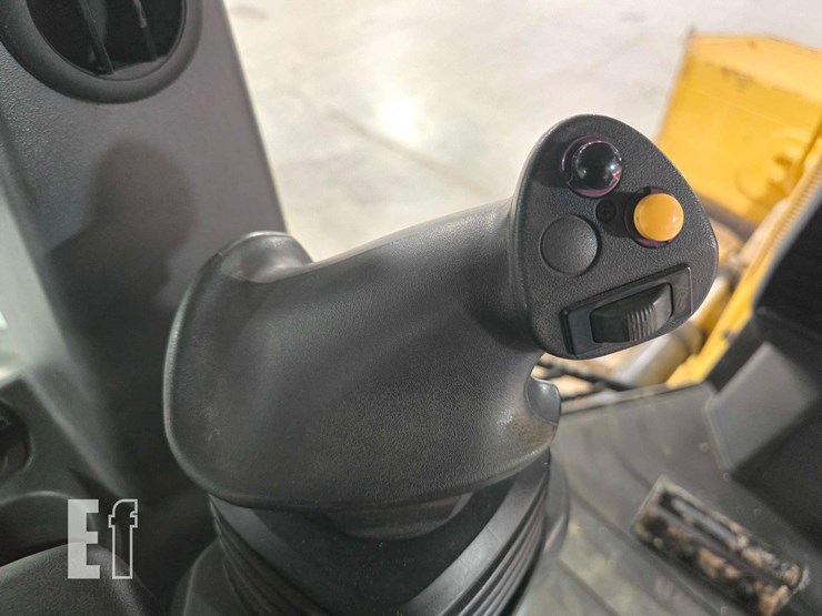 2022-caterpillar-d3-image-19