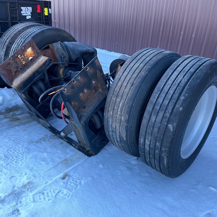 #3944 • Dual Wheel Tag Axle