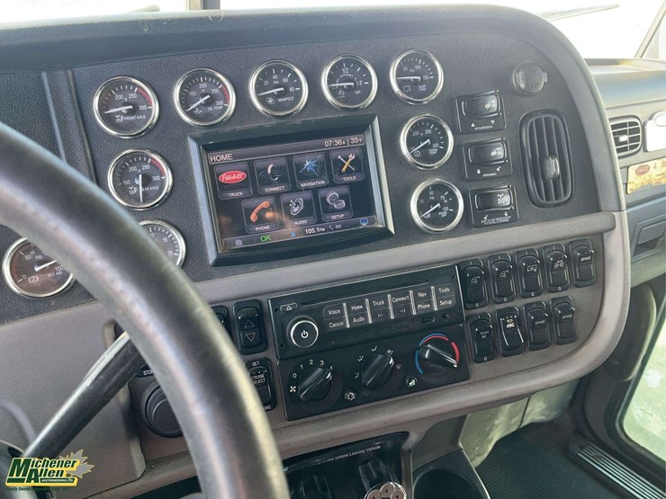 2012-peterbilt-386-image-16