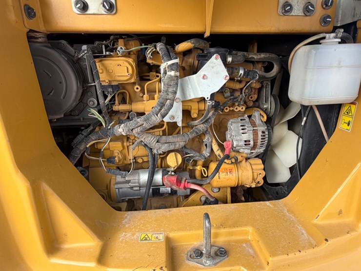 2016-caterpillar-308e2-cr-image-12