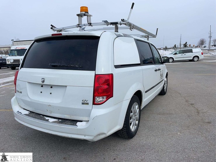 2014-ram-c/v-image-5