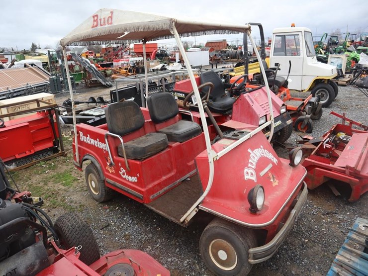 budweiser-racing-harley-davidson-golf-cart-image-1