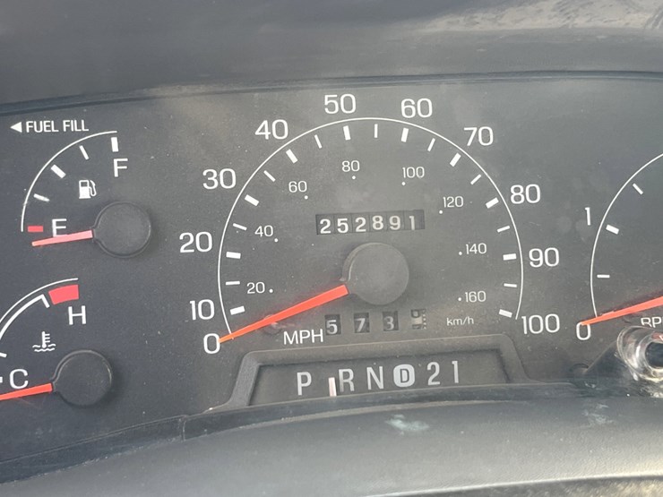 2001-ford-f250-image-17