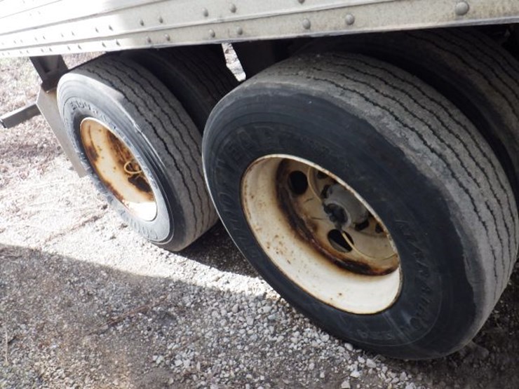 2014-hyundai-translead-image-11