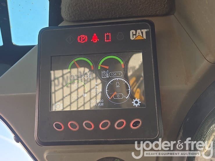 2021-caterpillar-289d3-image-95