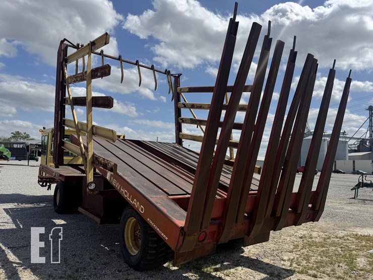 new-holland-1069-image-13