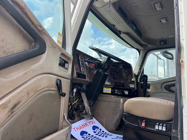 2005-international-paystar-5600i-image-18