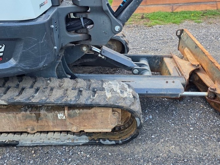 2023-bobcat-e42-image-30