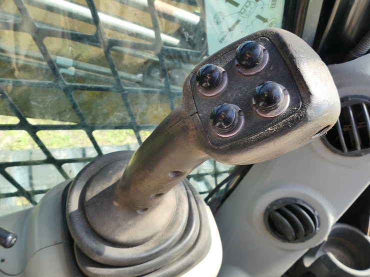 caterpillar-299c-image-13