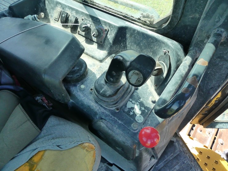 deere-700k-lgp-image-13