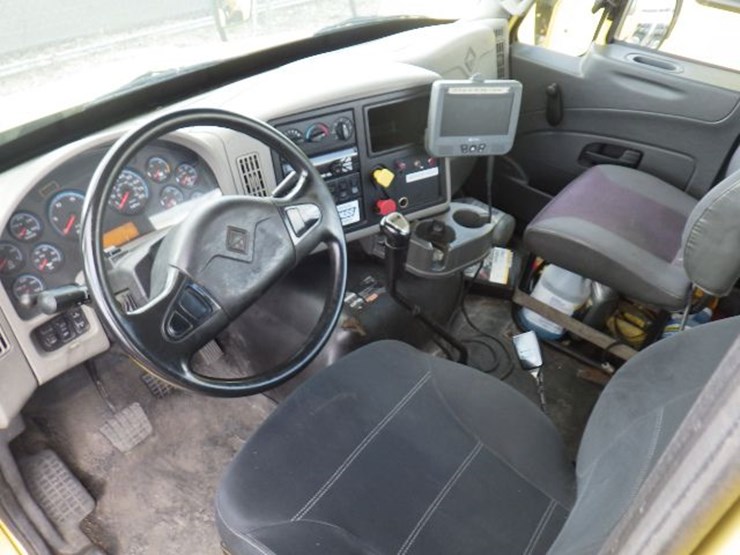 2016-international-8600-image-13