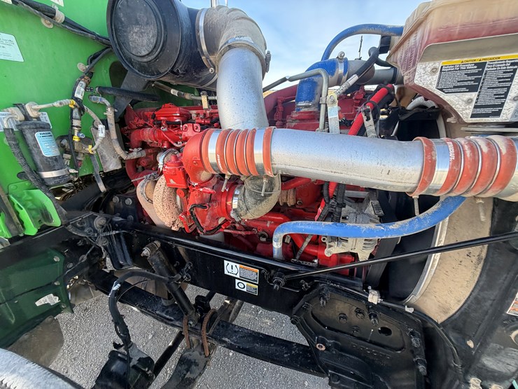 2021-peterbilt-367-image-14