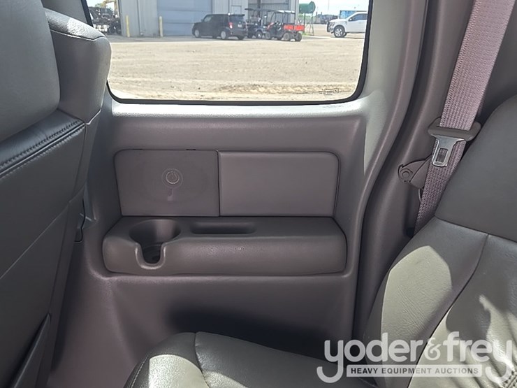 2002-chevrolet-silverado-2500hd-image-65