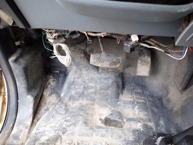 2017-ford-f750-image-14