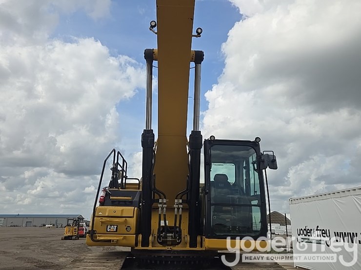 2019-caterpillar-336-image-38