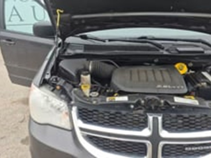 2017-dodge-grand-caravan-sxt-image-9